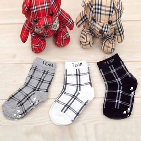 Plaid Sneaker Socks